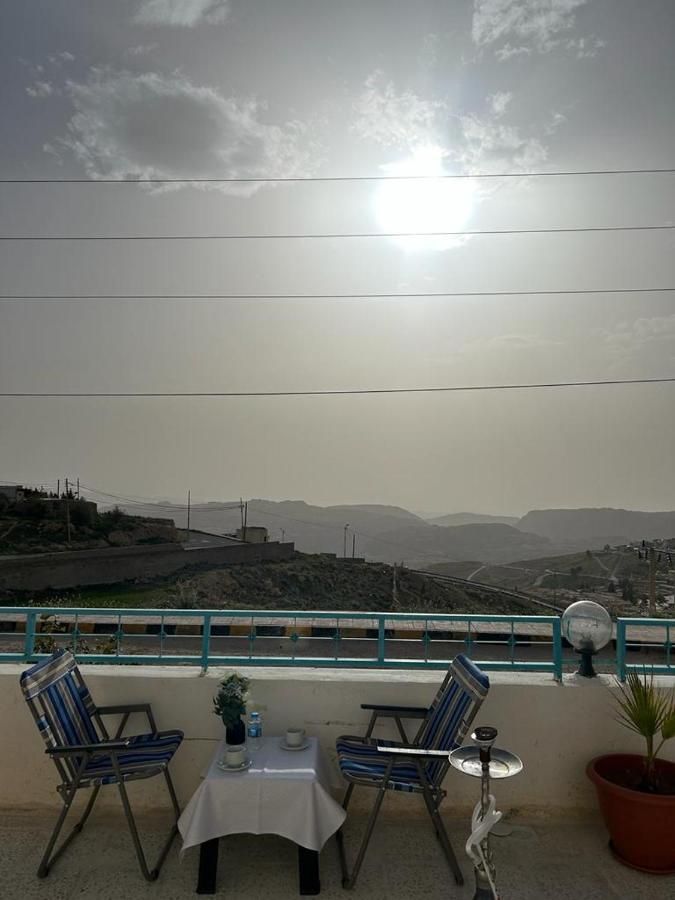 Petra Pass Hostel Вади Муса Экстерьер фото