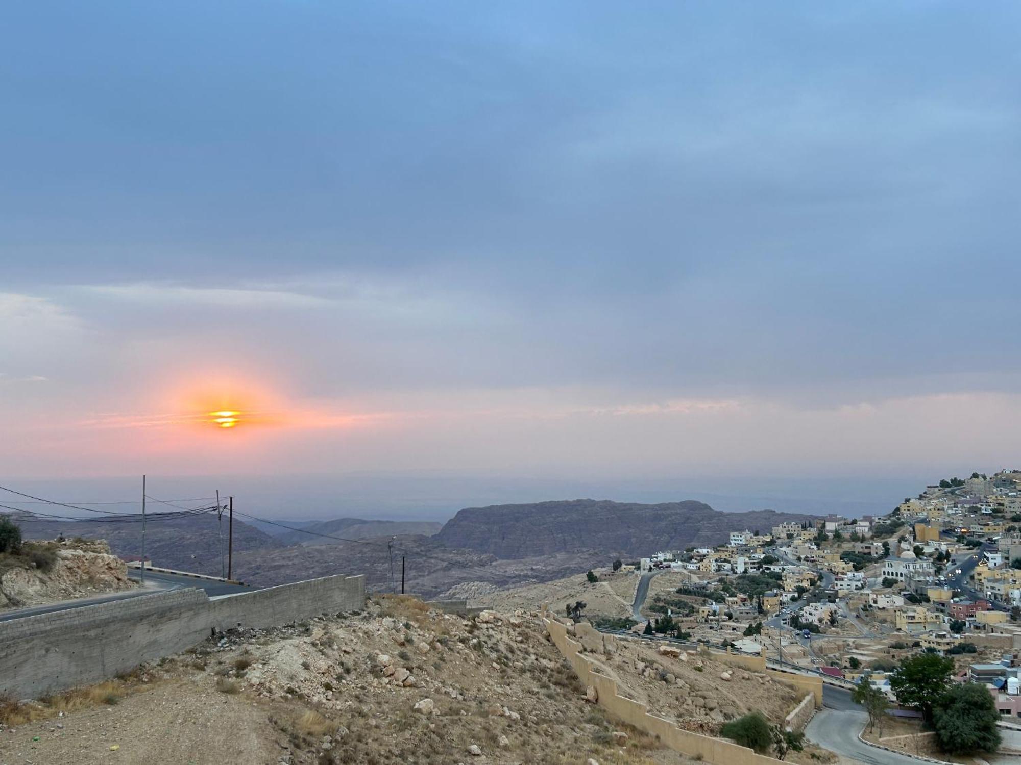 Petra Pass Hostel Вади Муса Экстерьер фото